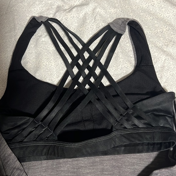 Lululemon Slay The Studio 2-In-1 Tank, size 6 - Picture 6 of 8